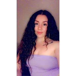 Meet your Posher, Danika